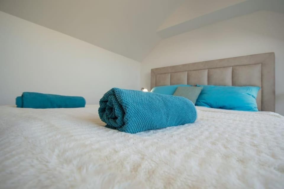 Spacious, central and luxury flat with great view! Apartment in Novi Sad