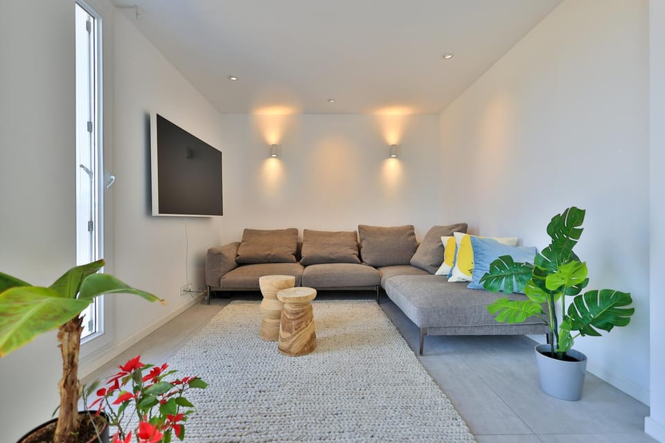 TV and multimedia, Living room, Seating area