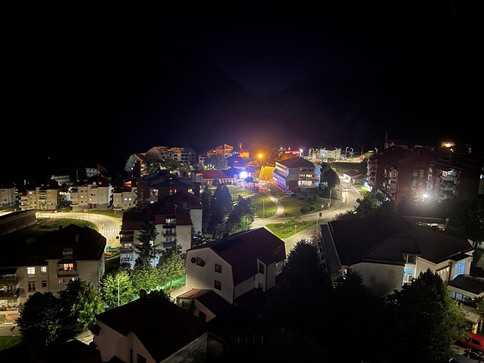 Vista apart Pluzine Apartment in Montenegro