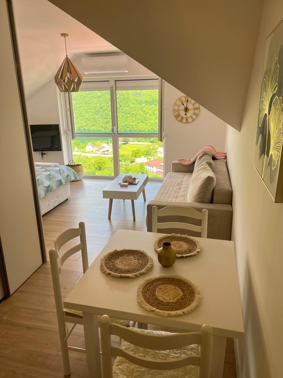 Vista apart Pluzine Apartment in Montenegro