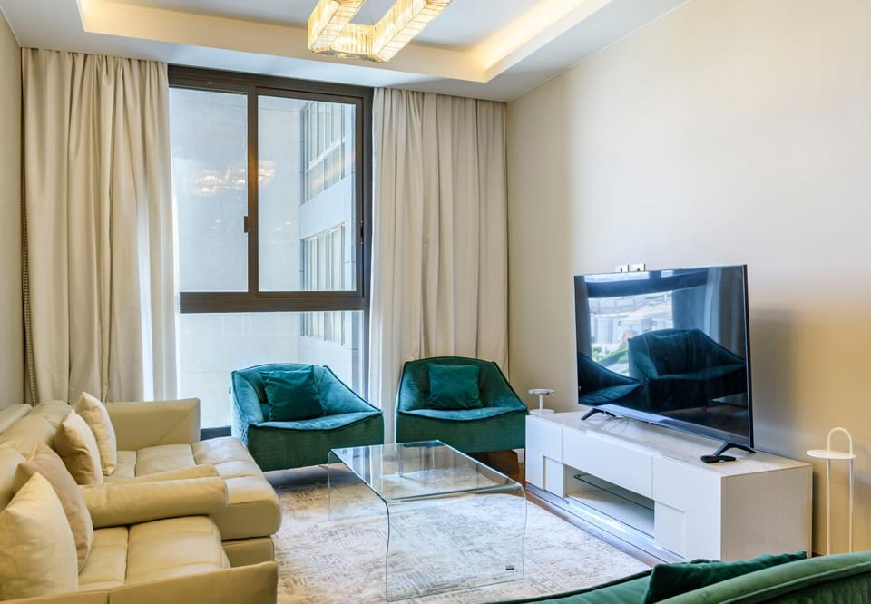 TV and multimedia, Seating area