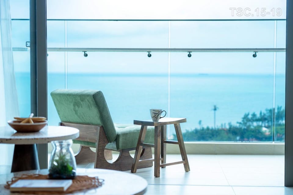 Patio, Day, Natural landscape, View (from property/room), Balcony/Terrace, Seating area