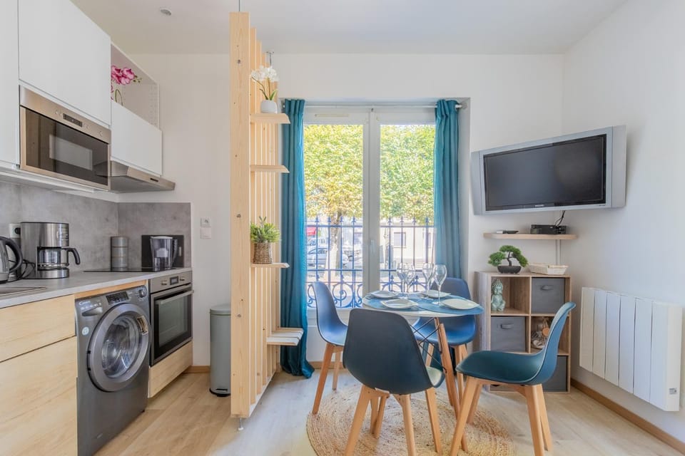 Appartement Cosy ,WIFI ,Gare "Le Refuge du Lac" Apartment in Île-de-France