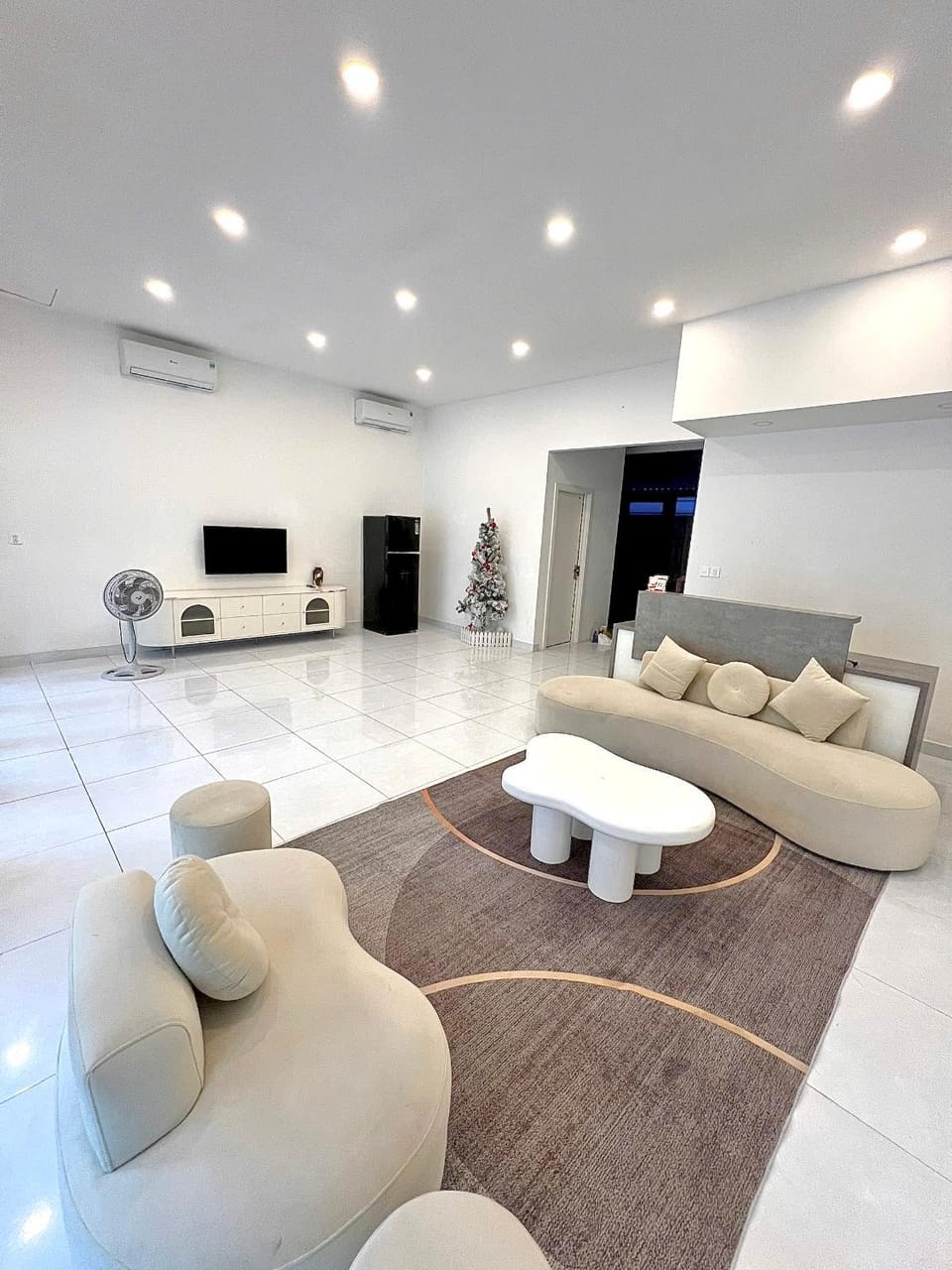 Communal lounge/ TV room, Living room