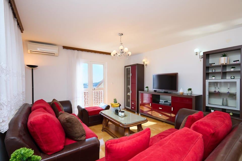 TV and multimedia, Living room