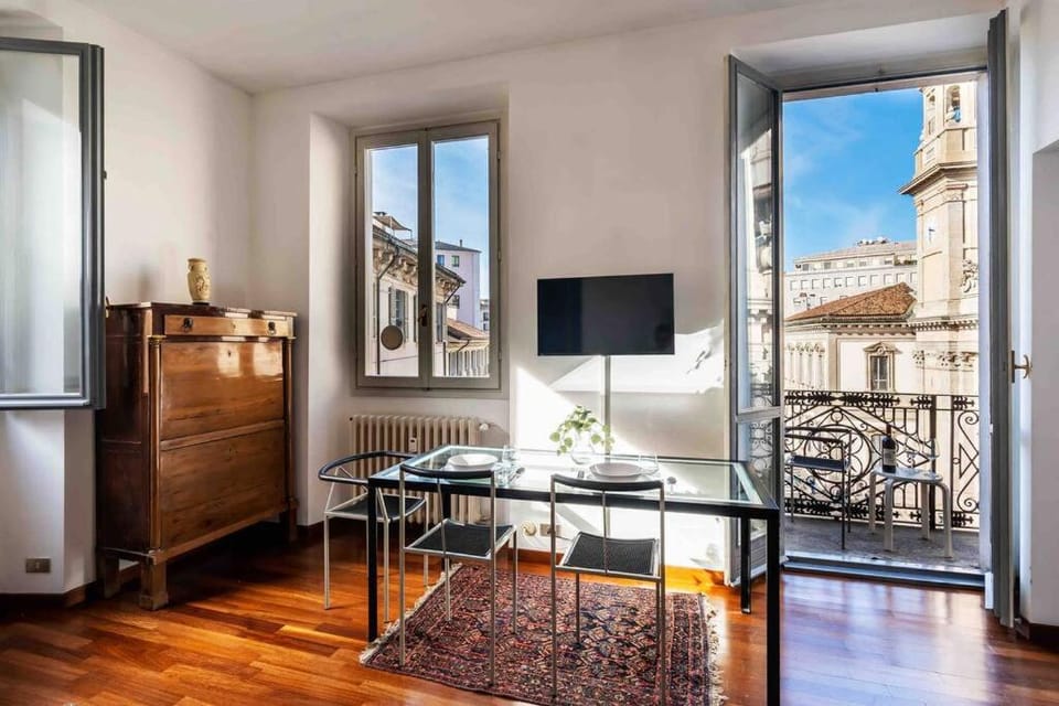 Missori's Nest - Wonderful view Apartment in Milan