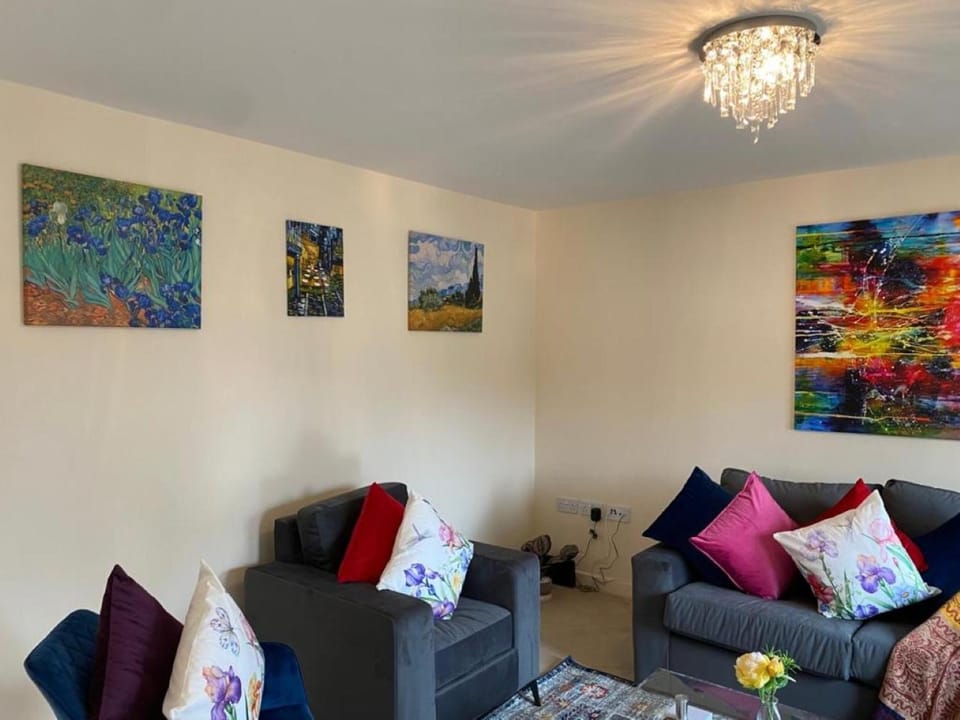 Living room, Decorative detail, Seating area