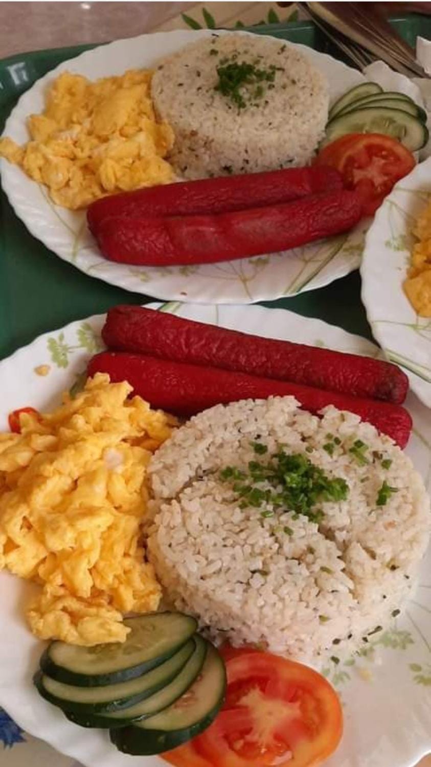 Restaurant/places to eat, Food and drinks, Food, Breakfast, Continental breakfast, Lunch, Dinner