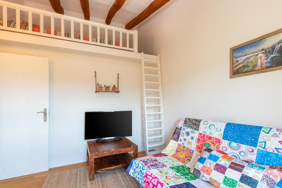 Property building, Living room