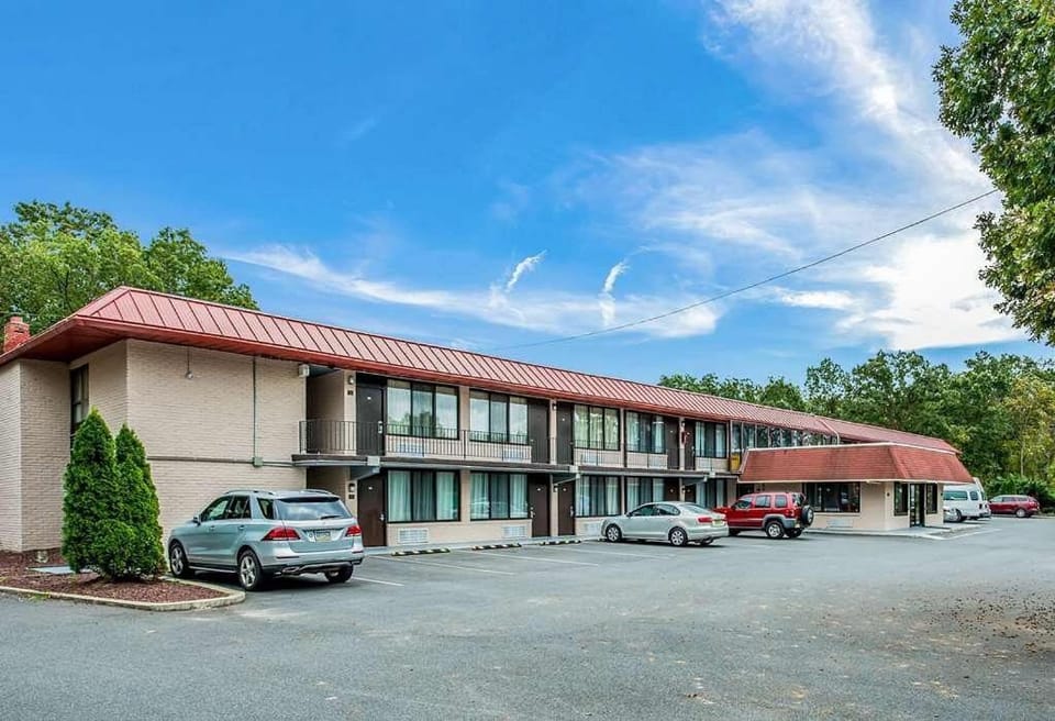 Red Carpet Inn & Suites NJ-73 Hotel in Jersey Shore