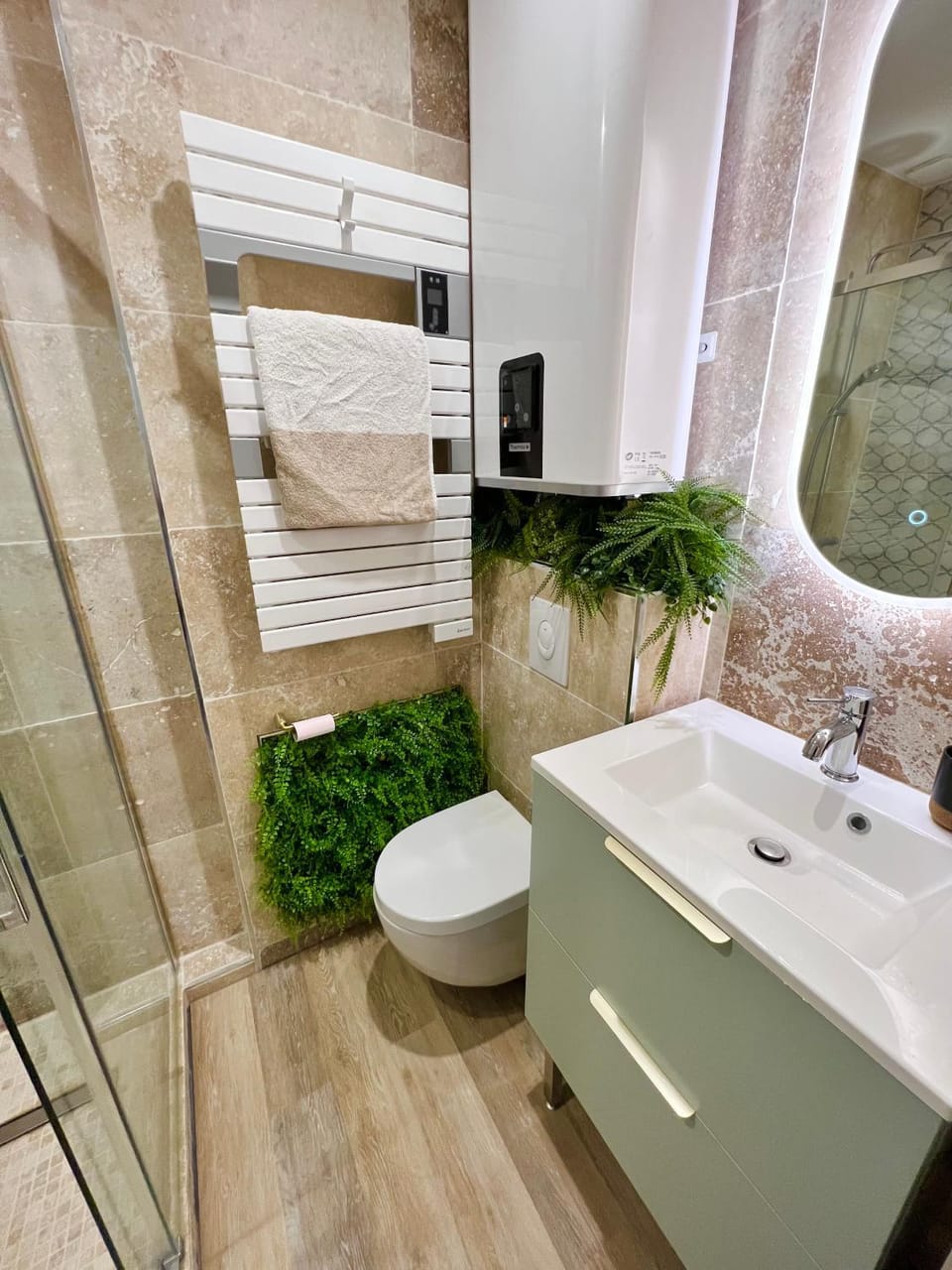 Studio "le Bohème" à 100m de la plage et de la gare Apartment in Saint-Raphael