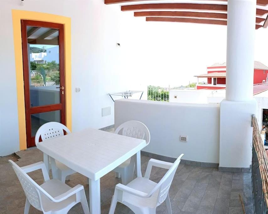 Casa Basilio con bellissima terrazza vista isole Apartment in Lipari