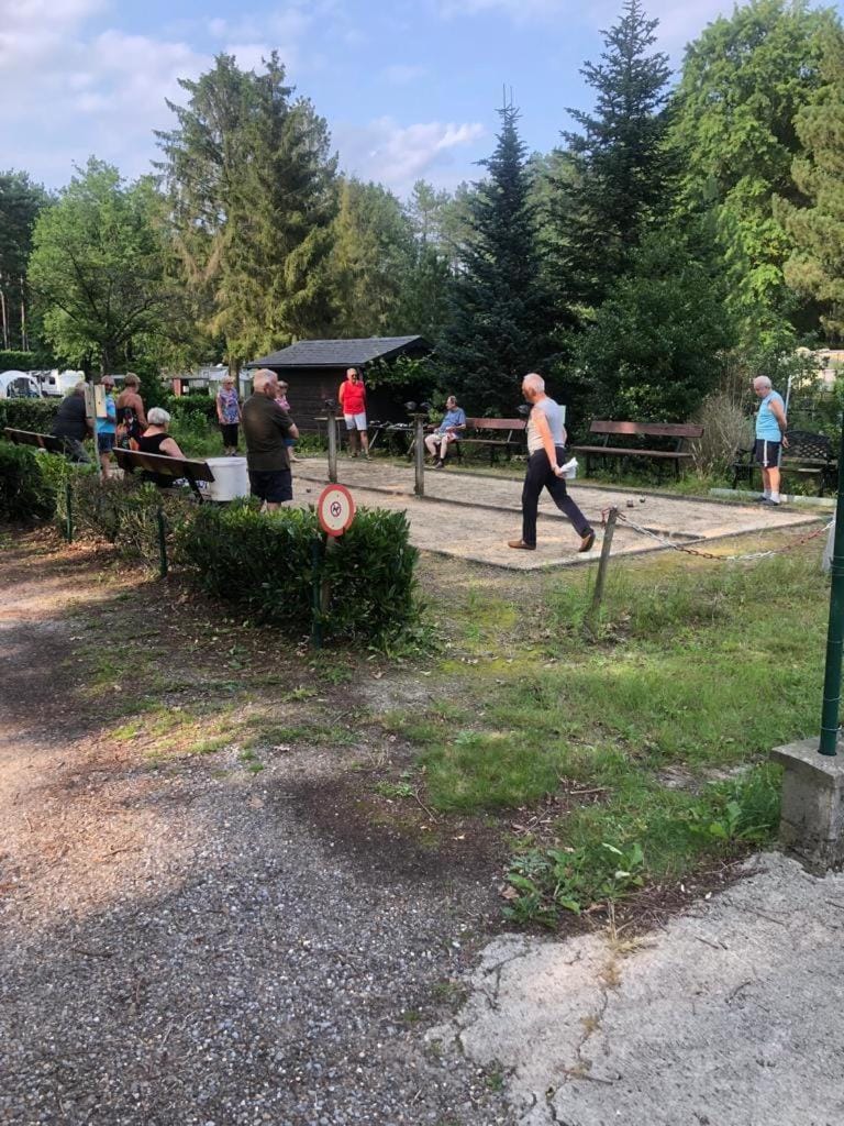 Camping het Swinnenbos Campground/ 
RV Resort in Flanders