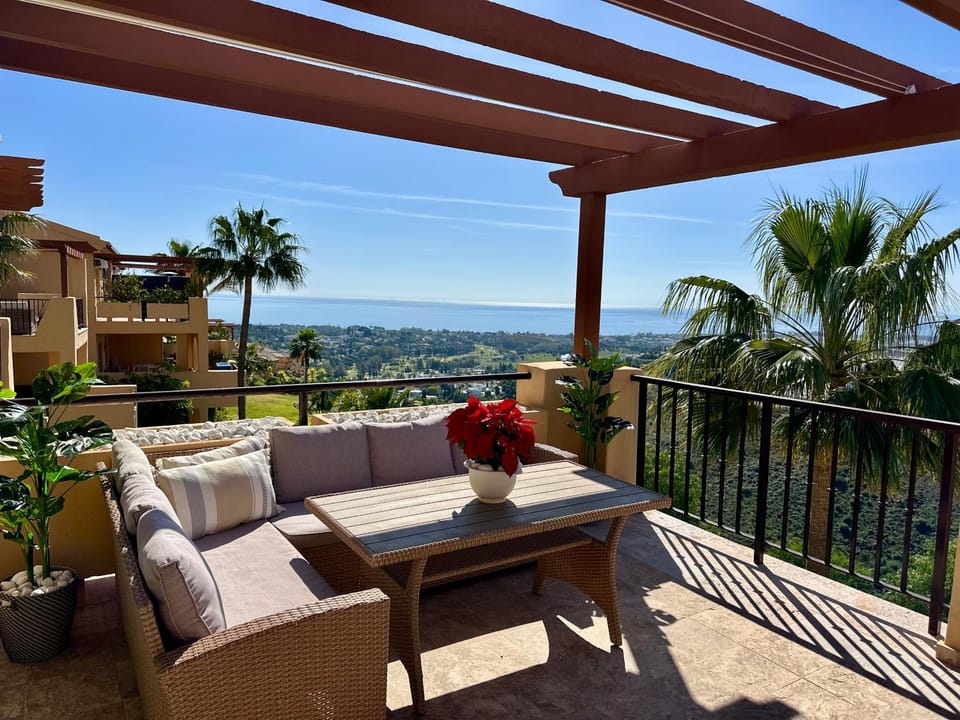 Natural landscape, View (from property/room), Balcony/Terrace, Seating area