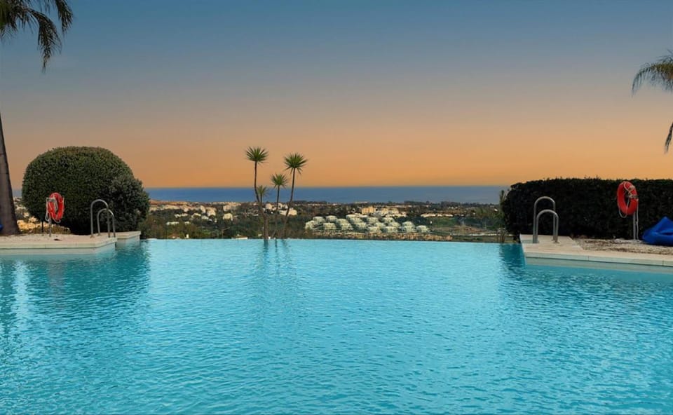 Sea view, Swimming pool