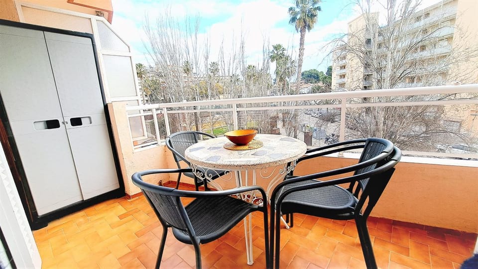 View (from property/room), Balcony/Terrace