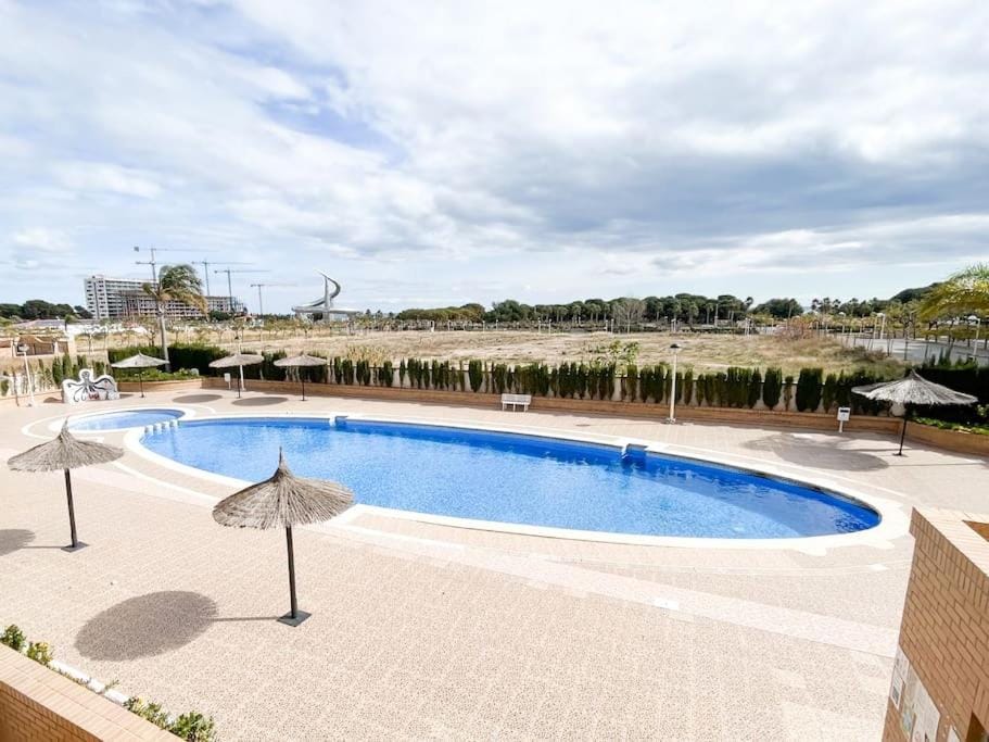 Pool view, Swimming pool