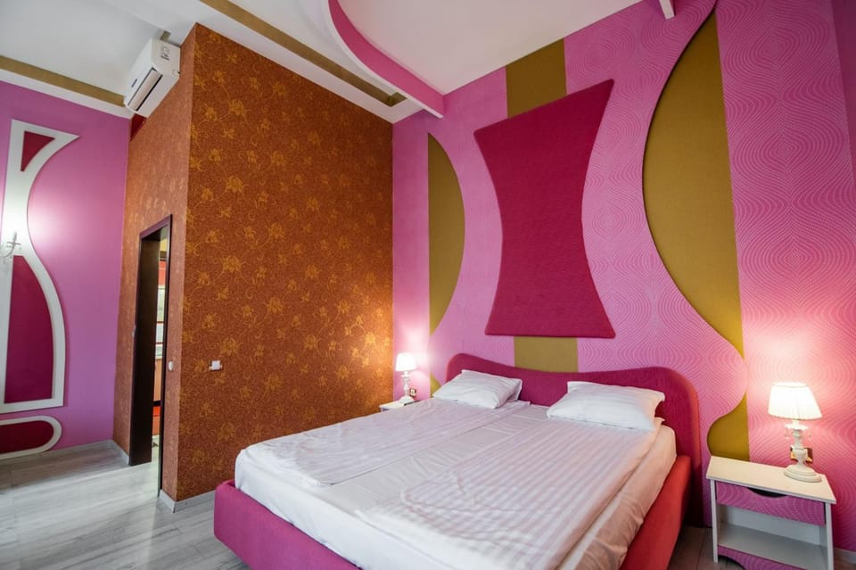 Apartament La Teatru Boudoir Apartment in Hungary