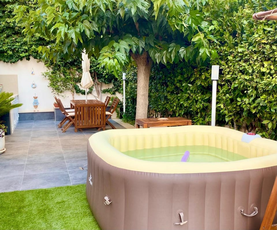 Hot Tub, Solarium, Spa and wellness centre/facilities, Open Air Bath