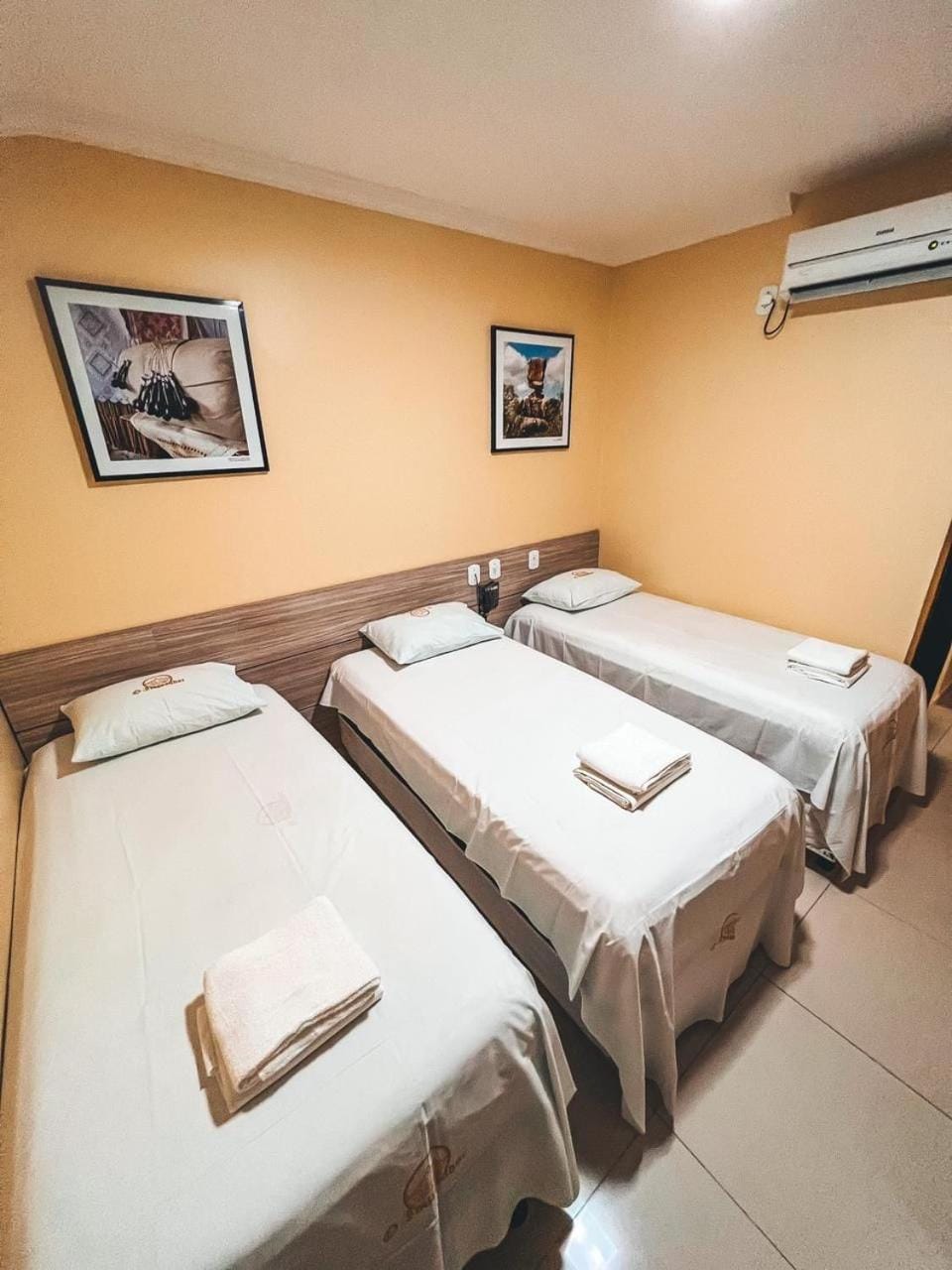 Bed, Photo of the whole room, Bedroom, towels, air conditioner