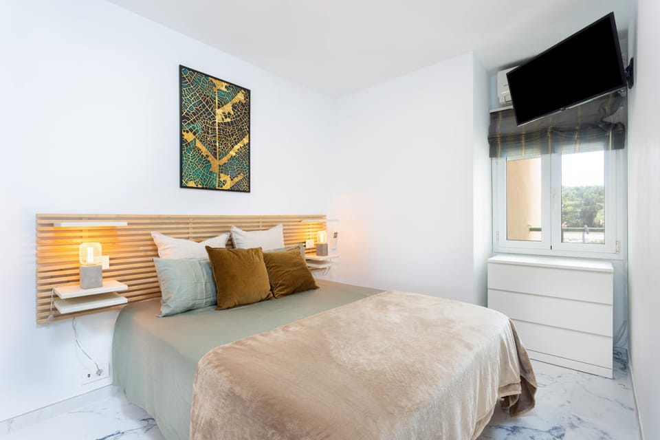 TV and multimedia, Bedroom
