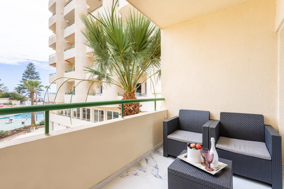 View (from property/room), Balcony/Terrace, Balcony/Terrace, Seating area, Pool view, Swimming pool