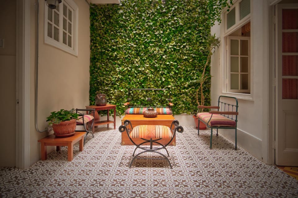 Living room, Garden view