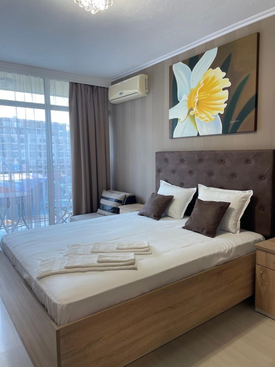 Bed, Photo of the whole room, Bedroom, towels, air conditioner