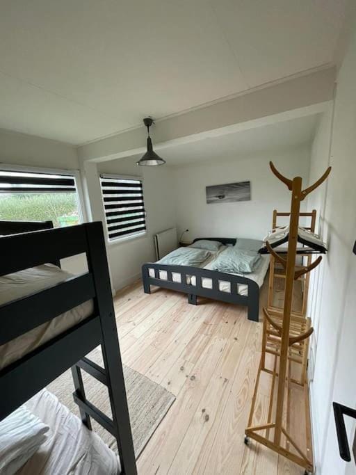 Familiewoning met jacuzzi nabij bij strand, 10 pers House in Julianadorp