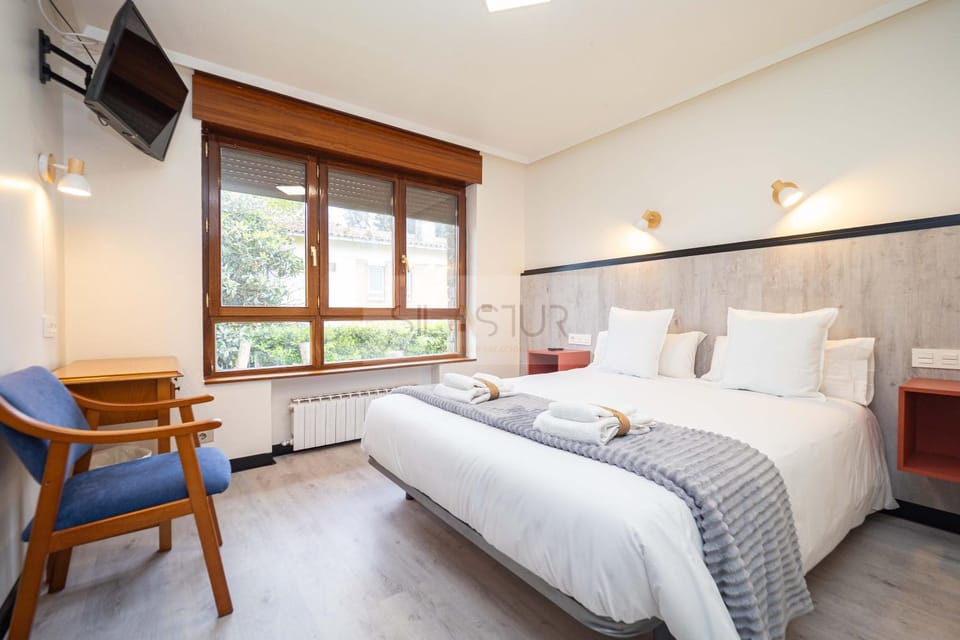 Pensión Abacá By Silastur Bed and Breakfast in Gijón