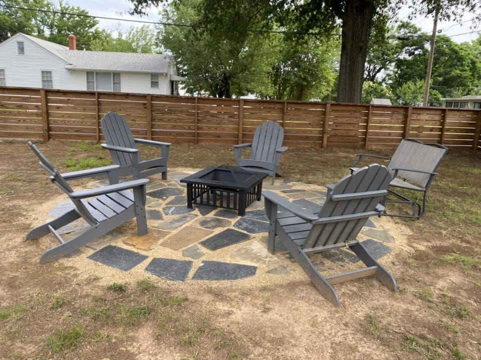 Patio, Day, Seating area
