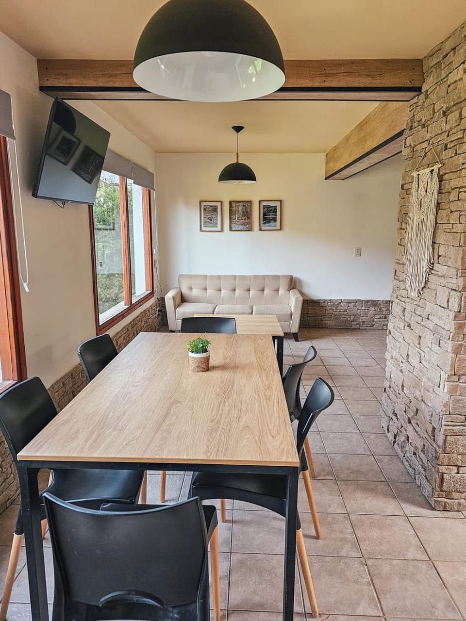 TV and multimedia, Dining area
