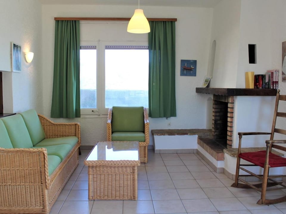 Casa Vista Panorámica cerca de Playas en Cap Ras - ES-228-17 Villa in Alt Empordà