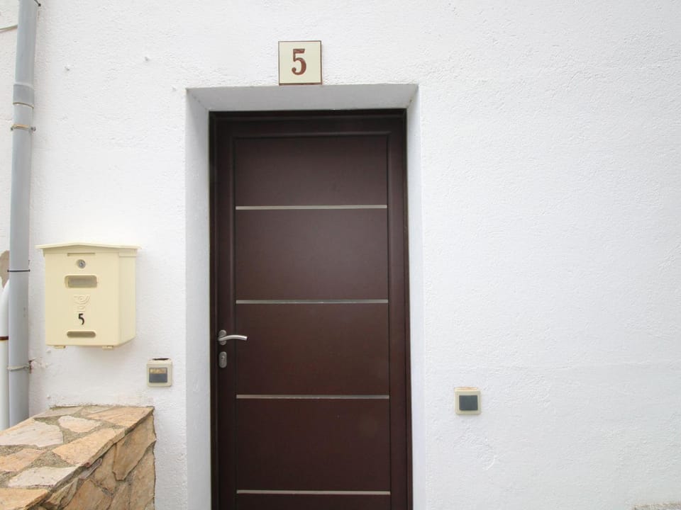 Apartamento 2 hab con terraza, vista al mar y parking - Capacidad 6 pers. - ES-228-77 Apartment in Alt Empordà