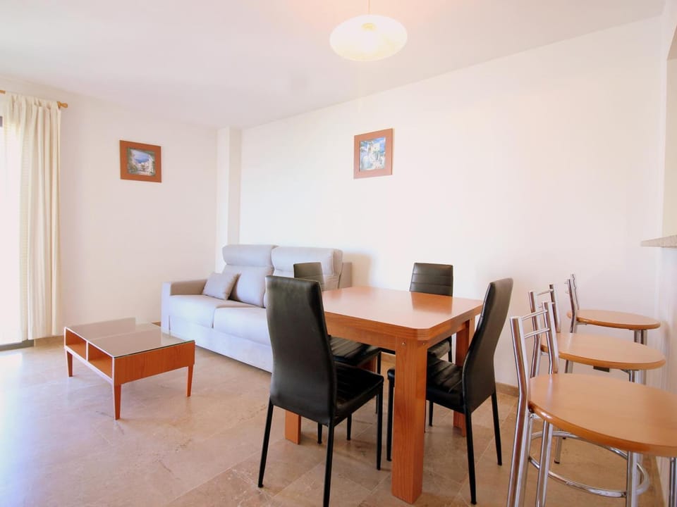 Apartamento en Roses: Primera Línea de Mar, Piscina, Aire Acondicionado, Parking - ES-228-87 Apartment in Roses
