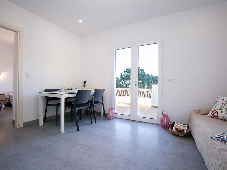 Casa Acogedora a 20m Playa Roses con Parking - ES-228-113 Villa in Roses