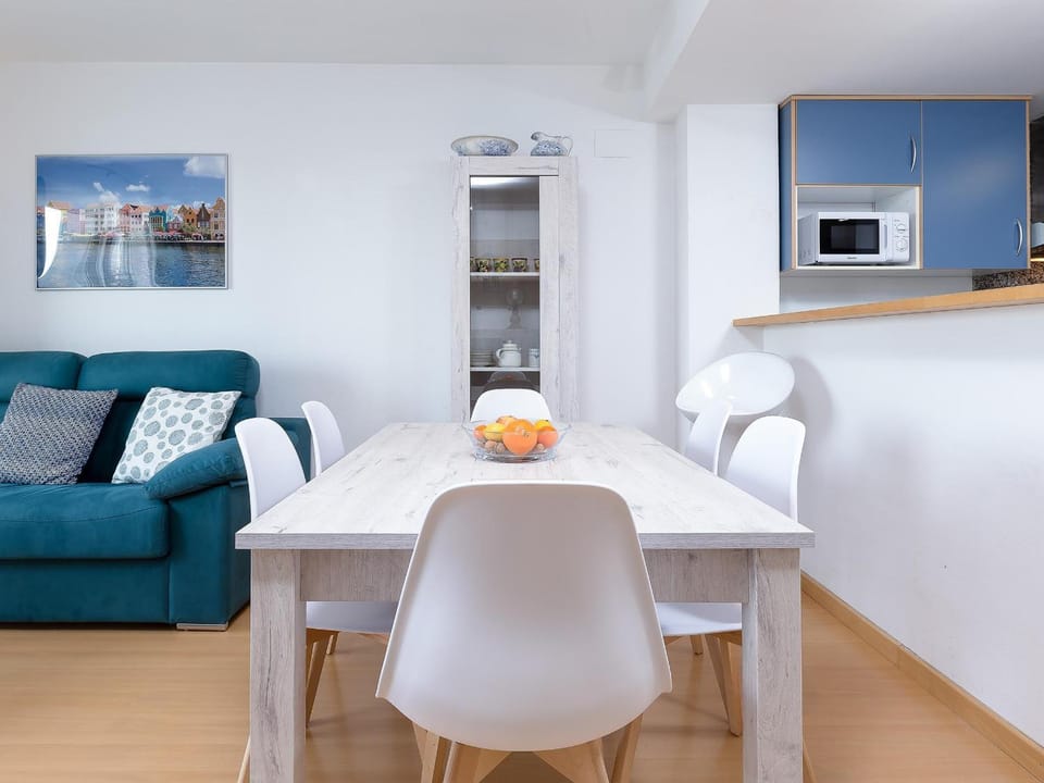 Agradable apartamento en Santa Margarita, Roses - ES-228-107 Apartment in Roses