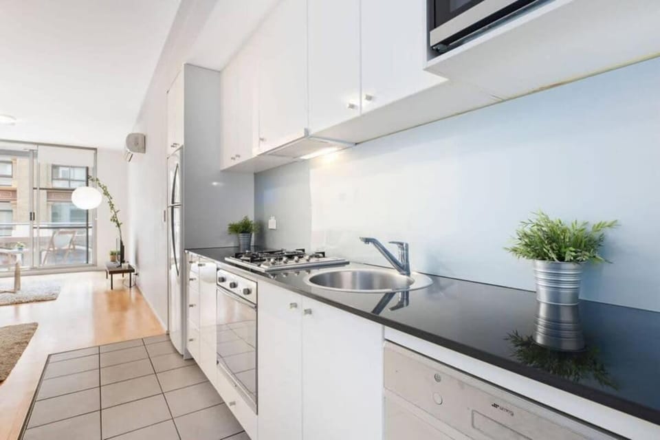 A Stylish & Cozy Studio Next To Darling Harbour Apartment in Sydney