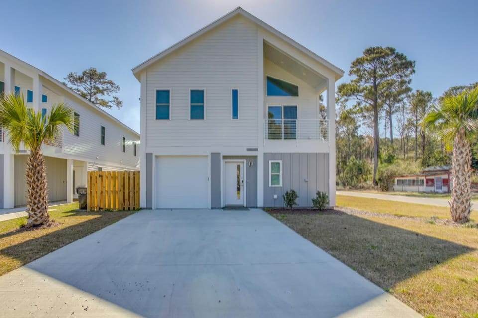 Carolina Beach Vacation Home Near Boardwalk House in Carolina Beach
