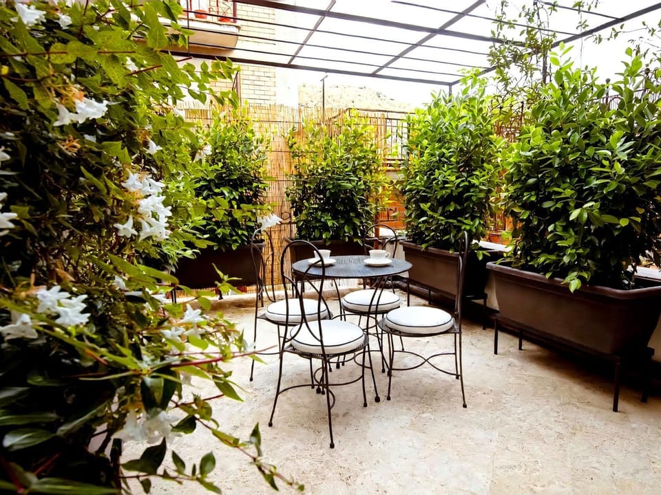 View (from property/room), Balcony/Terrace