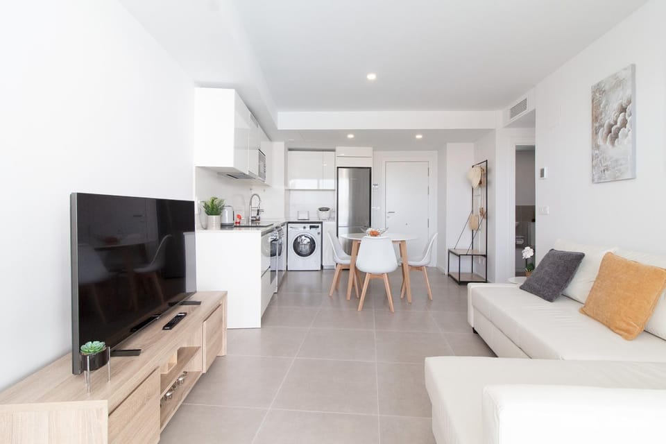 Communal lounge/ TV room, Living room