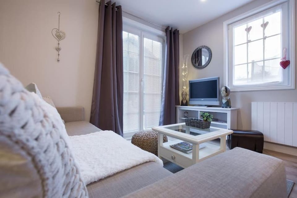 Rosebury Cottage 1 bedroom - Terrasse- Free Street parking House in Grand Est