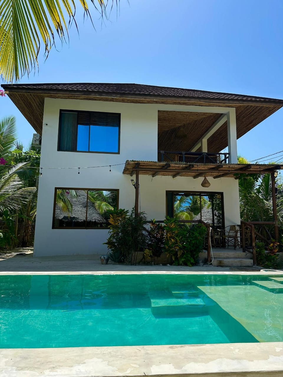 Property building, Pool view, Swimming pool