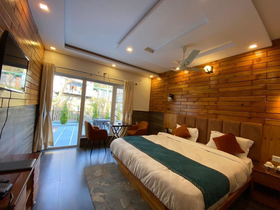 Communal lounge/ TV room, TV and multimedia, Photo of the whole room, Bedroom