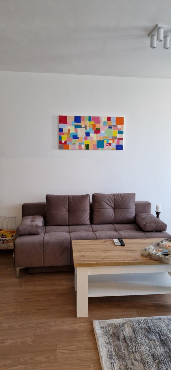 Апартамент Тони 1 с панорамна морска гледка и паркинг Варна Apartment in Varna