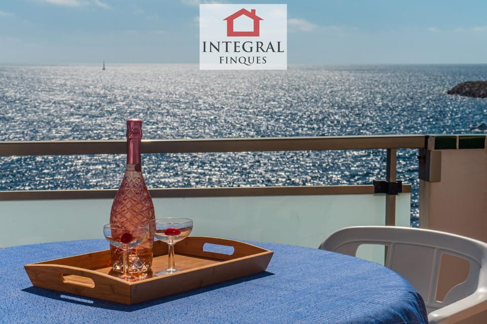 Balcony/Terrace, Balcony/Terrace, Food