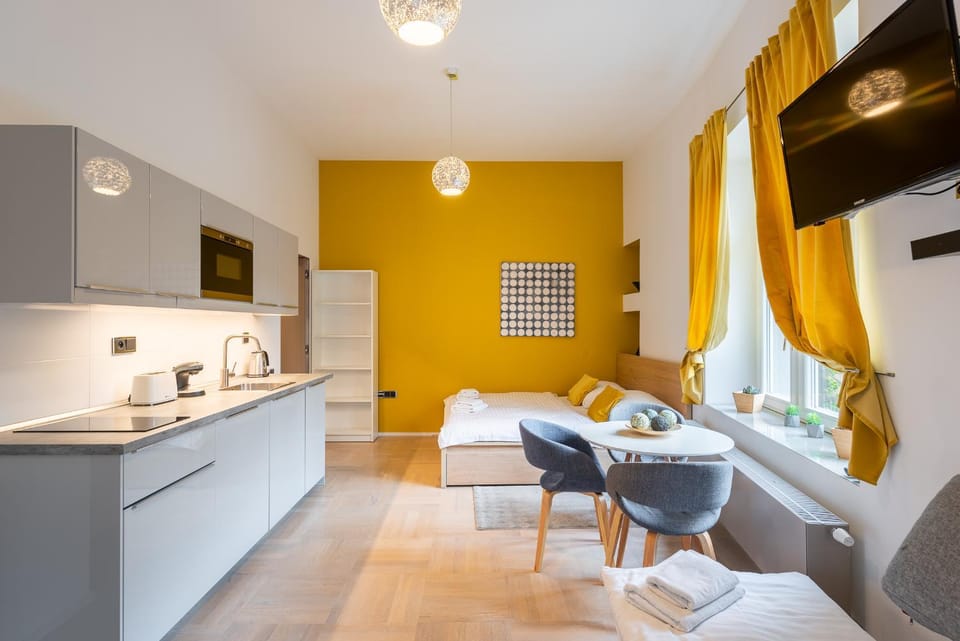 TV and multimedia, Kitchen or kitchenette, Living room, minibar