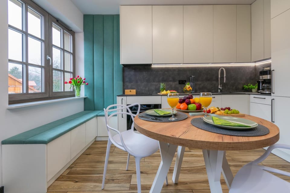 Kitchen or kitchenette, Food and drinks, Dining area, Food, minibar, pet friendly, stove