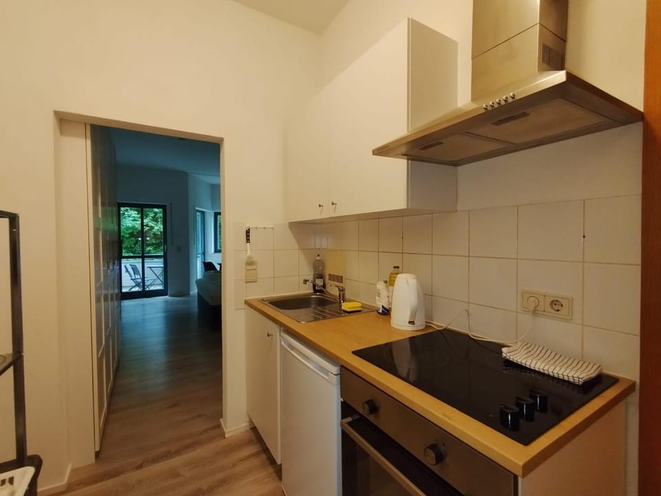 Kitchen or kitchenette, pet friendly, stove