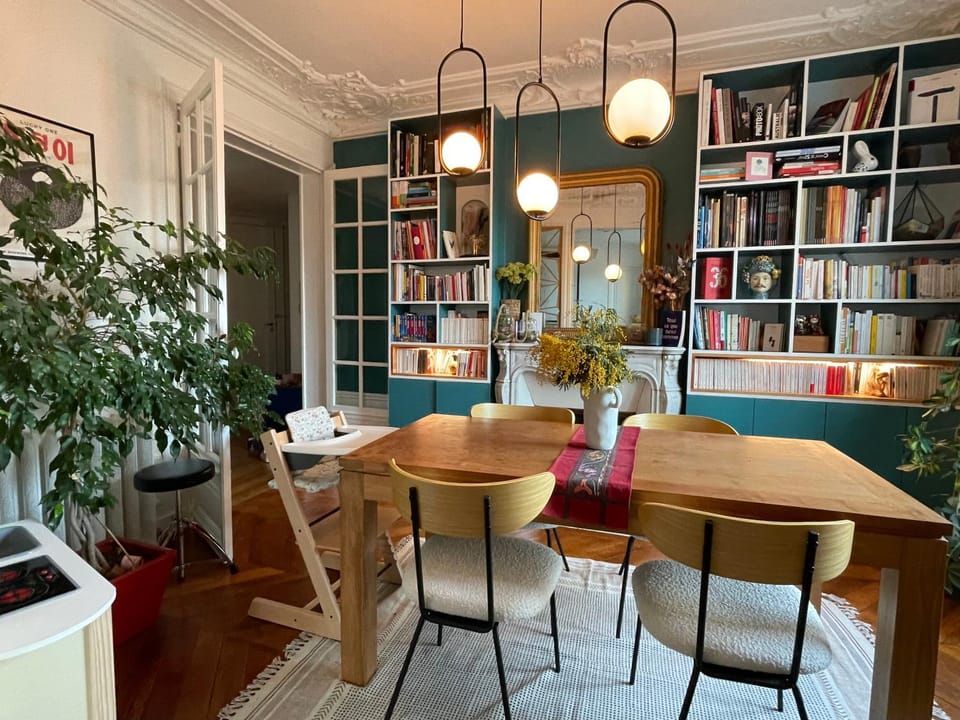 Library, Dining area